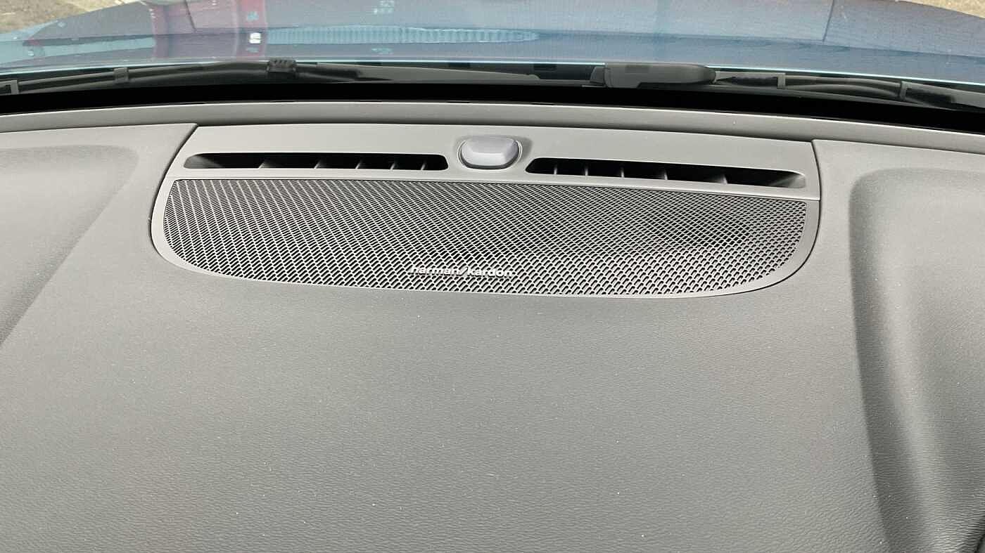 Used Volvo XC40 for sale - 77191097: Photo 27