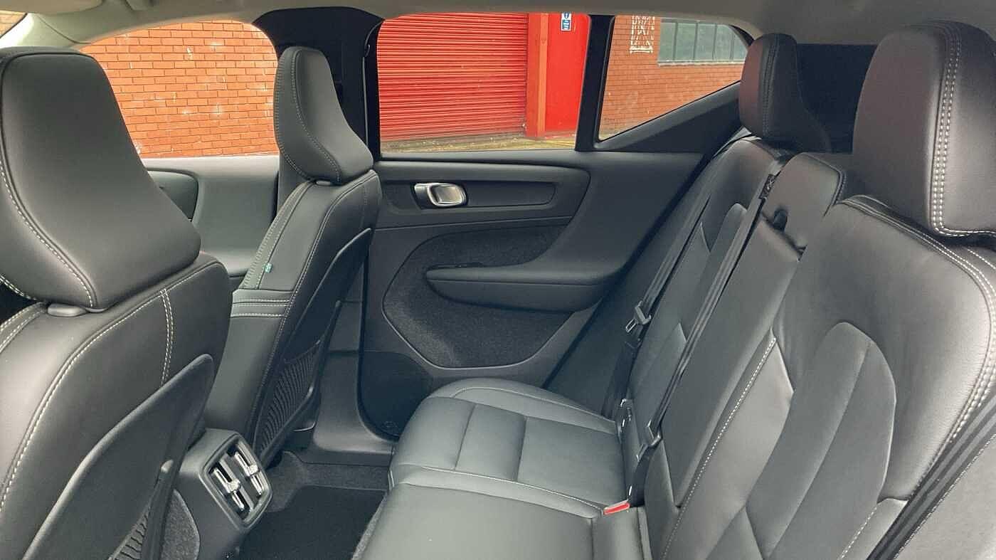 Used Volvo XC40 for sale - 77191097: Photo 35