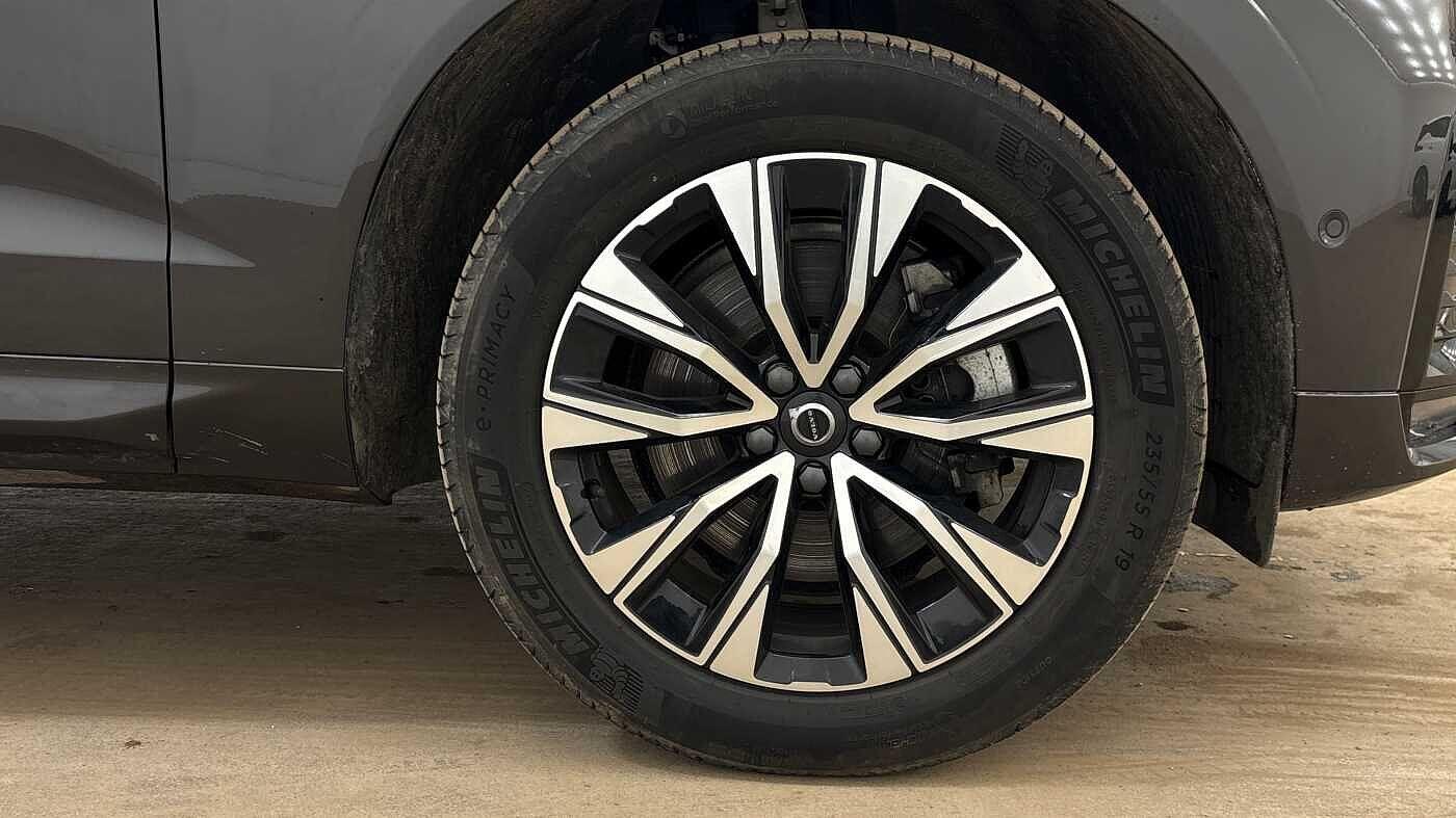 Used Volvo XC60 2025 for sale - 78148117: Photo 4