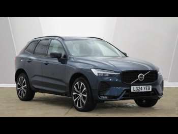 (24) - Ultimate, B5 AWD Mild hybrid, Petrol, Dark 5-Door