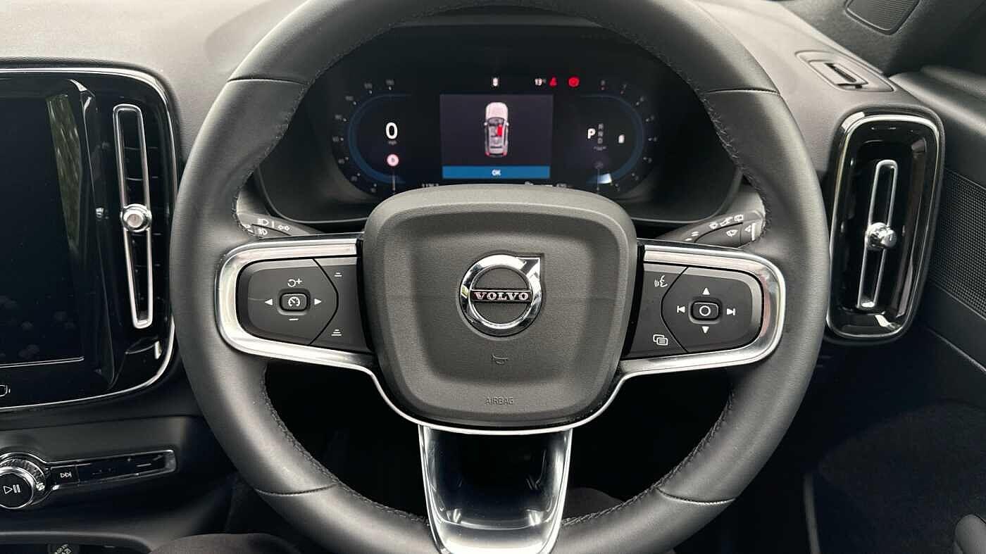 Used Volvo XC40 2024 for sale - 76855811: Photo 13