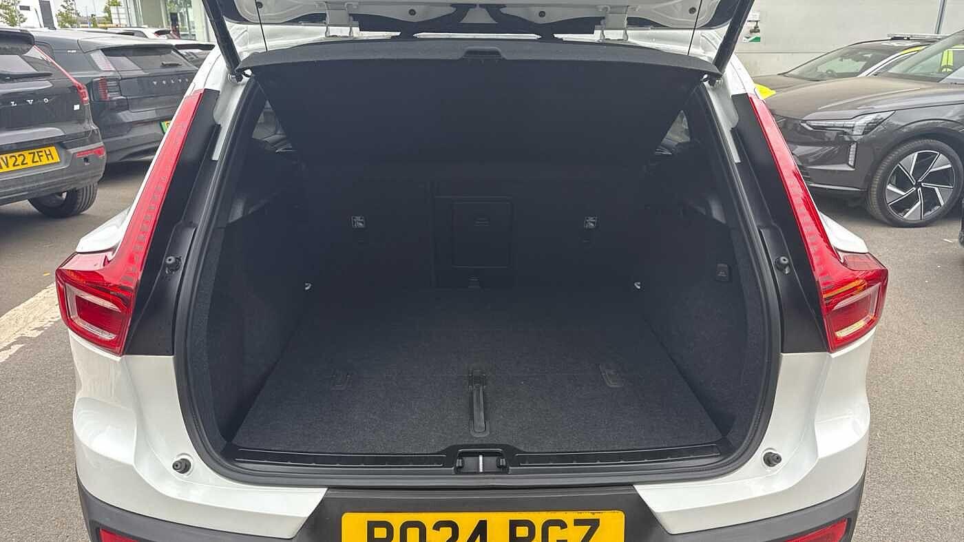 Used Volvo XC40 2024 for sale - 76855811: Photo 16