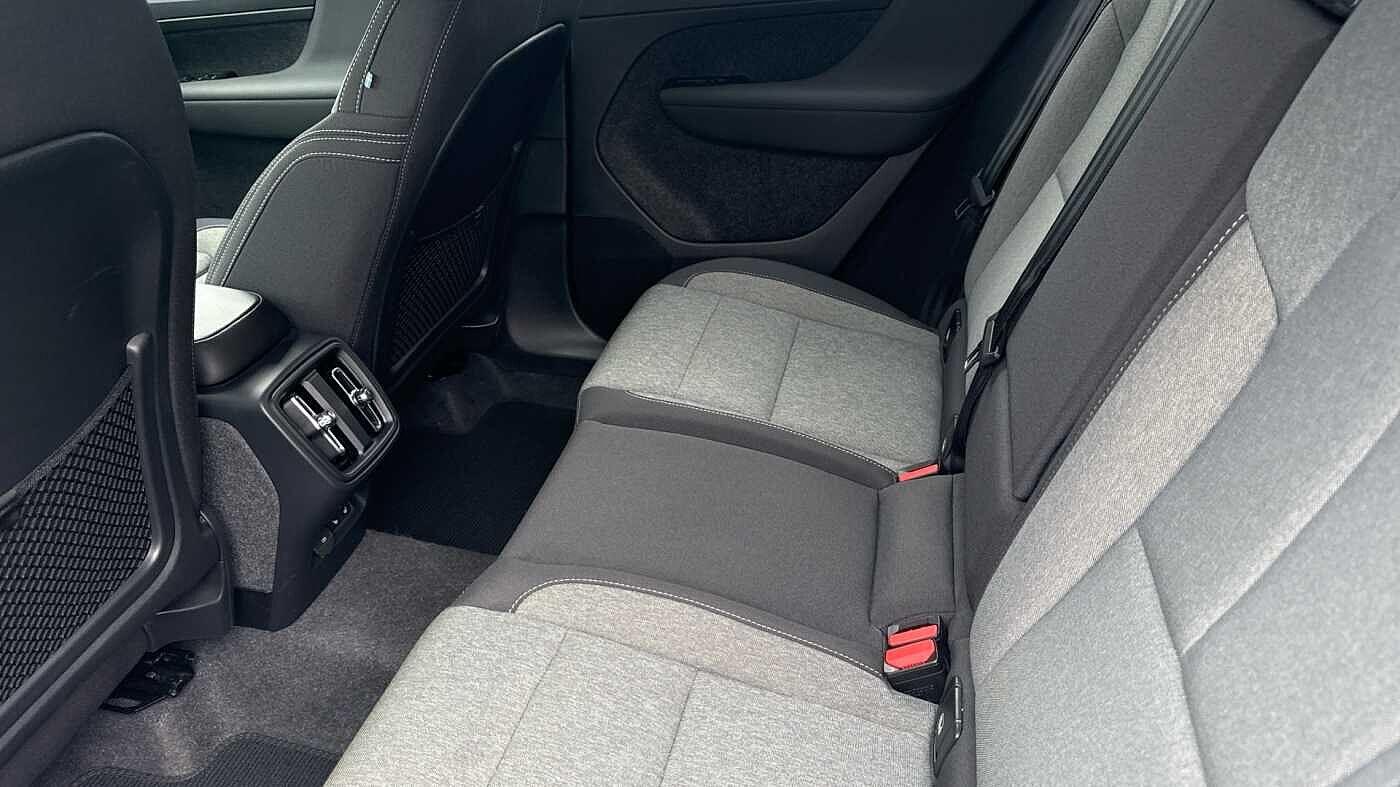 Used Volvo XC40 2024 for sale - 76855811: Photo 27