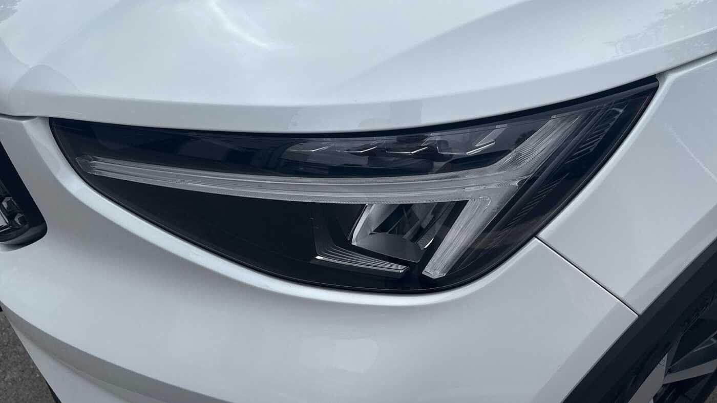 Used Volvo XC40 2024 for sale - 76855811: Photo 34