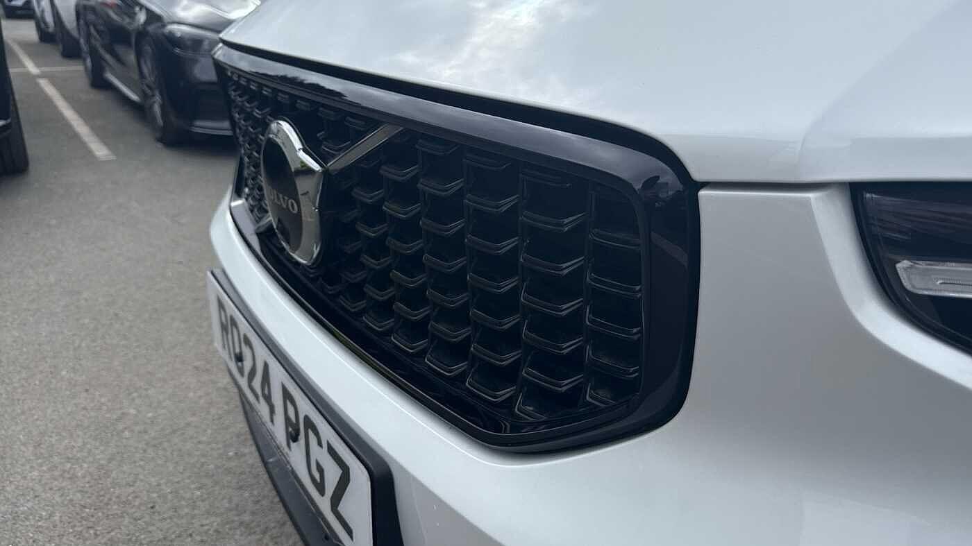 Used Volvo XC40 2024 for sale - 76855811: Photo 35