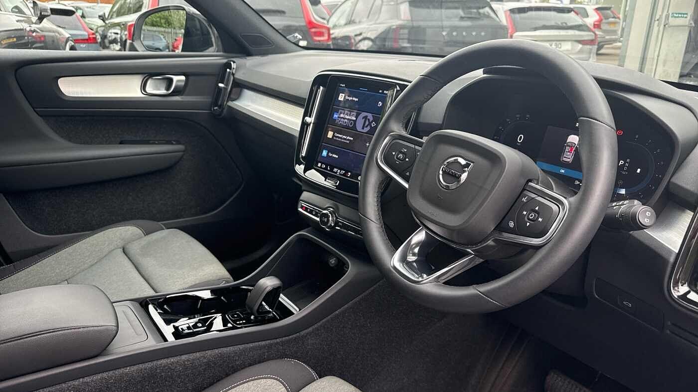 Used Volvo XC40 2024 for sale - 76855811: Photo 5