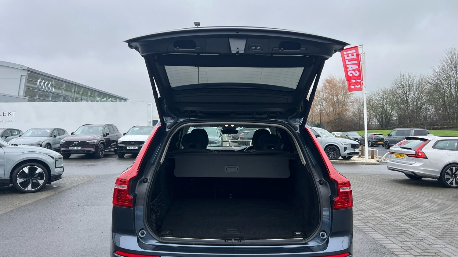 Used Volvo XC60 for sale - 77456186: Photo 13