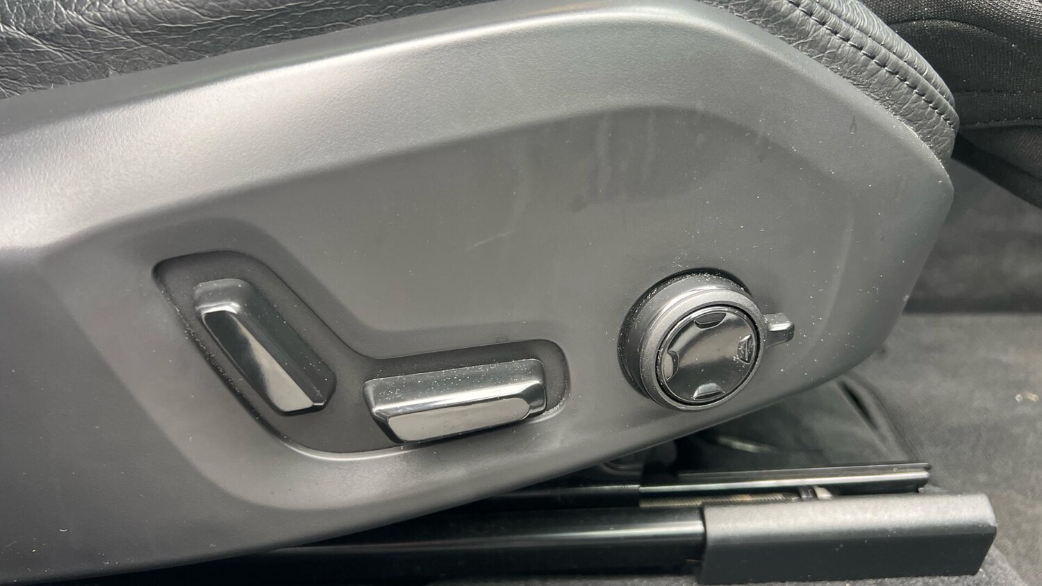 Used Volvo XC60 for sale - 77456186: Photo 29