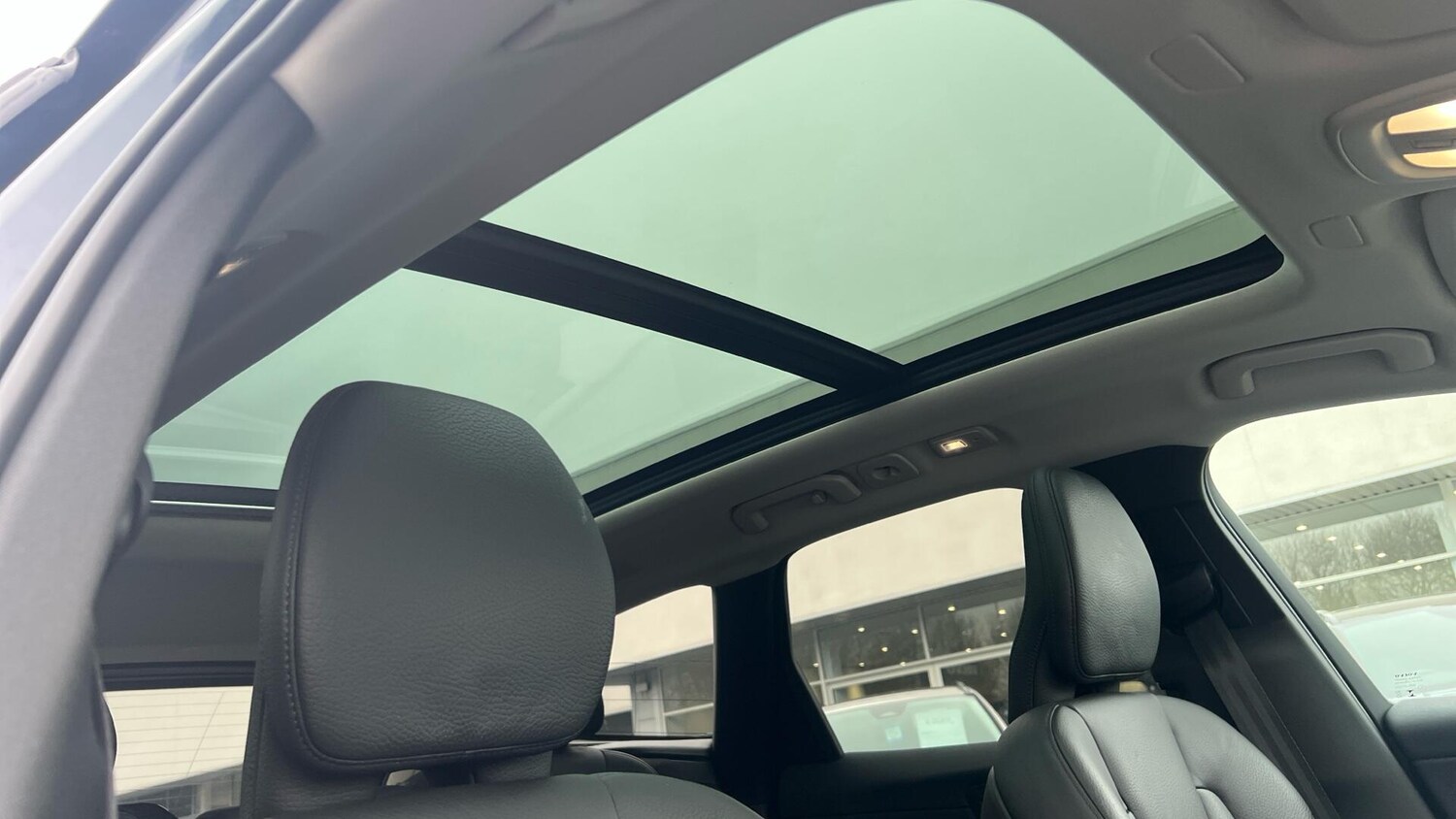 Used Volvo XC60 for sale - 77456186: Photo 30