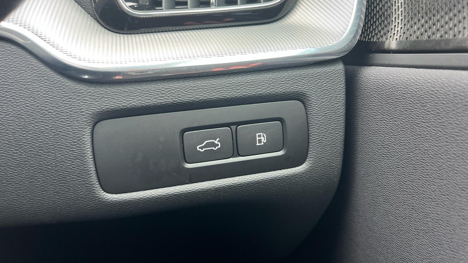 Used Volvo XC60 for sale - 77456186: Photo 34