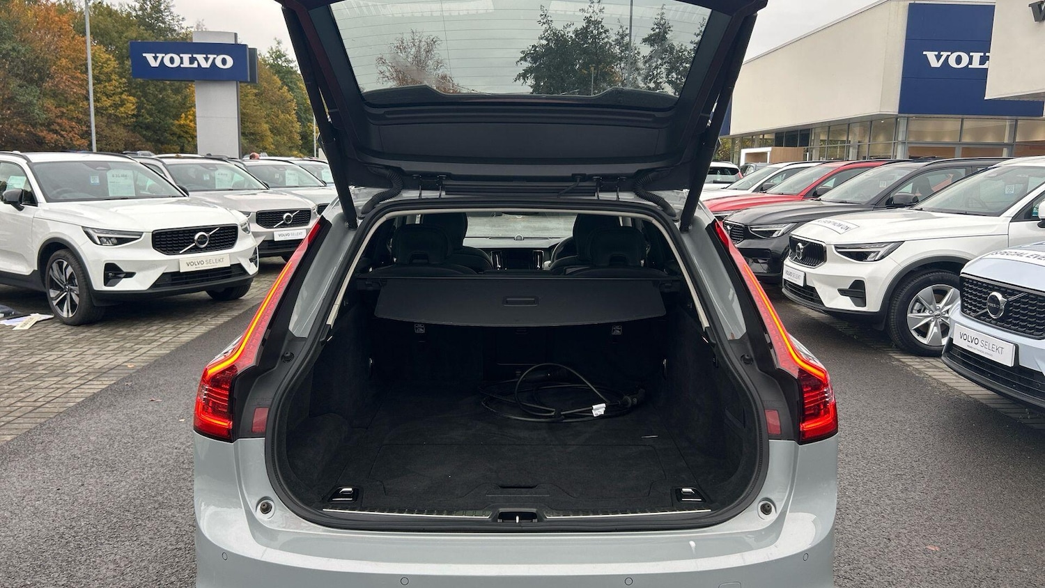 Used Volvo V90 2024 for sale - 76561666: Photo 9