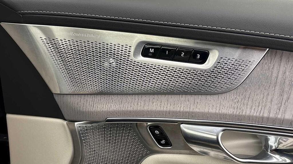 Used Volvo XC90 2025 for sale - 76440947: Photo 13