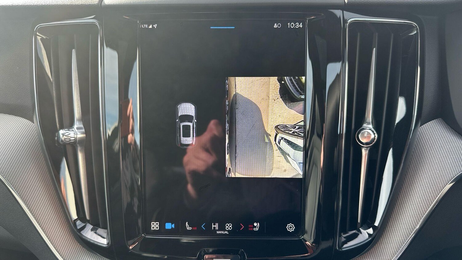 Used Volvo XC60 for sale - 77853511: Photo 25