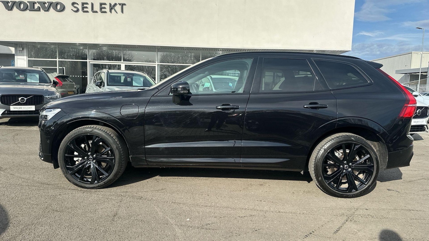 Used Volvo XC60 for sale - 77853511: Photo 4