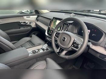 Used Volvo XC90 2025 for sale - 77646868: Photo