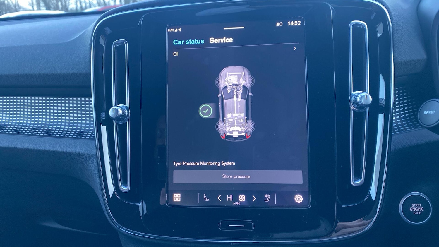 Used Volvo XC40 2024 for sale - 77097713: Photo 15