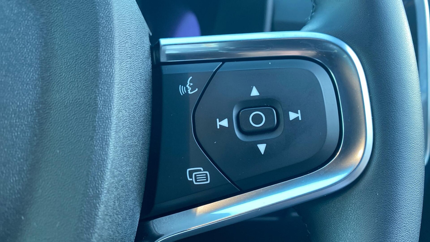 Used Volvo XC40 2024 for sale - 77097713: Photo 22