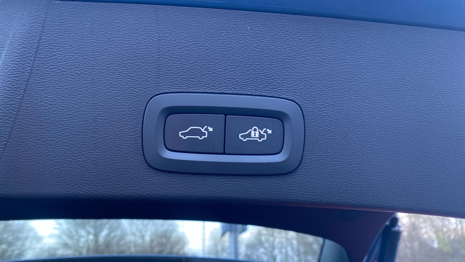 Used Volvo XC40 2024 for sale - 77097713: Photo 35