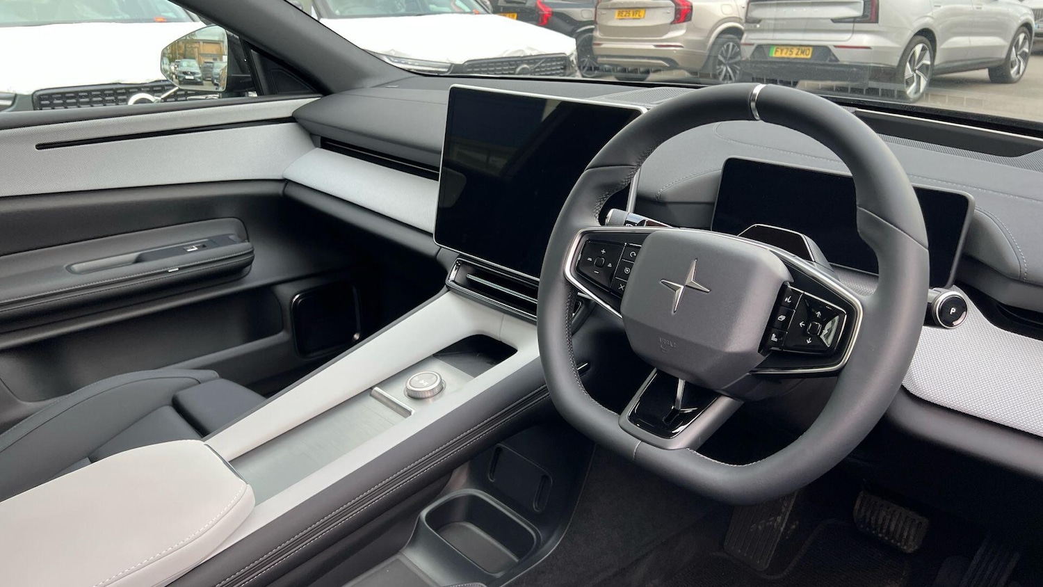 Used Polestar Polestar 4 2025 for sale - 77839116: Photo 4