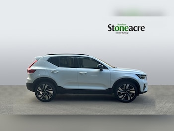 Used Volvo XC40 2026 for sale - 79452527: Photo