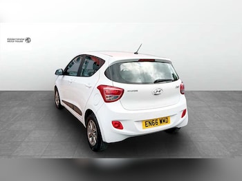 Used Hyundai i10 2017 for sale - 78545096: Photo