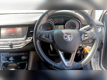 Used Vauxhall Astra 2017 for sale - 79197965: Photo