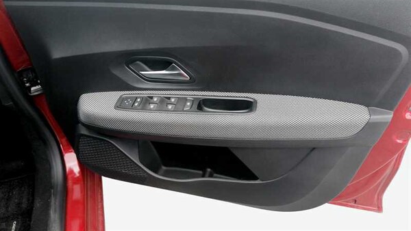 Used Dacia Sandero 2022 for sale - 75427613: Photo 18