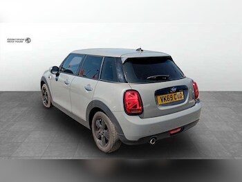 Used MINI Hatch 2019 for sale - 78640912: Photo