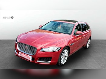 Used Jaguar XF 2018 for sale - 79323658: Photo