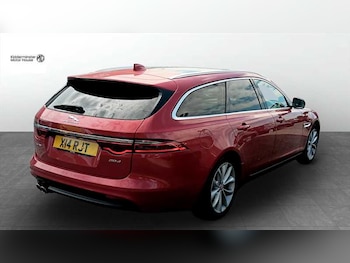 Used Jaguar XF 2018 for sale - 79323658: Photo