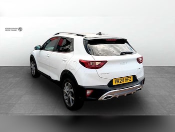 Used Kia Stonic 2024 for sale - 79010204: Photo