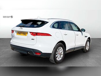 Used Jaguar F-Pace 2017 for sale - 75543396: Photo