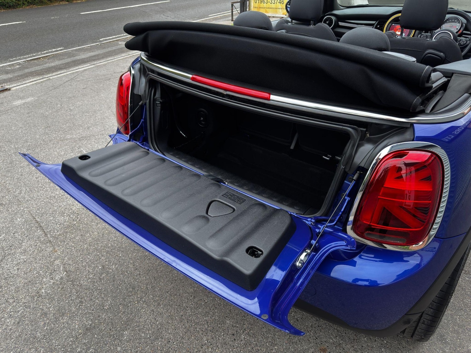 Used MINI Convertible 2018 for sale - 77086650: Photo 14