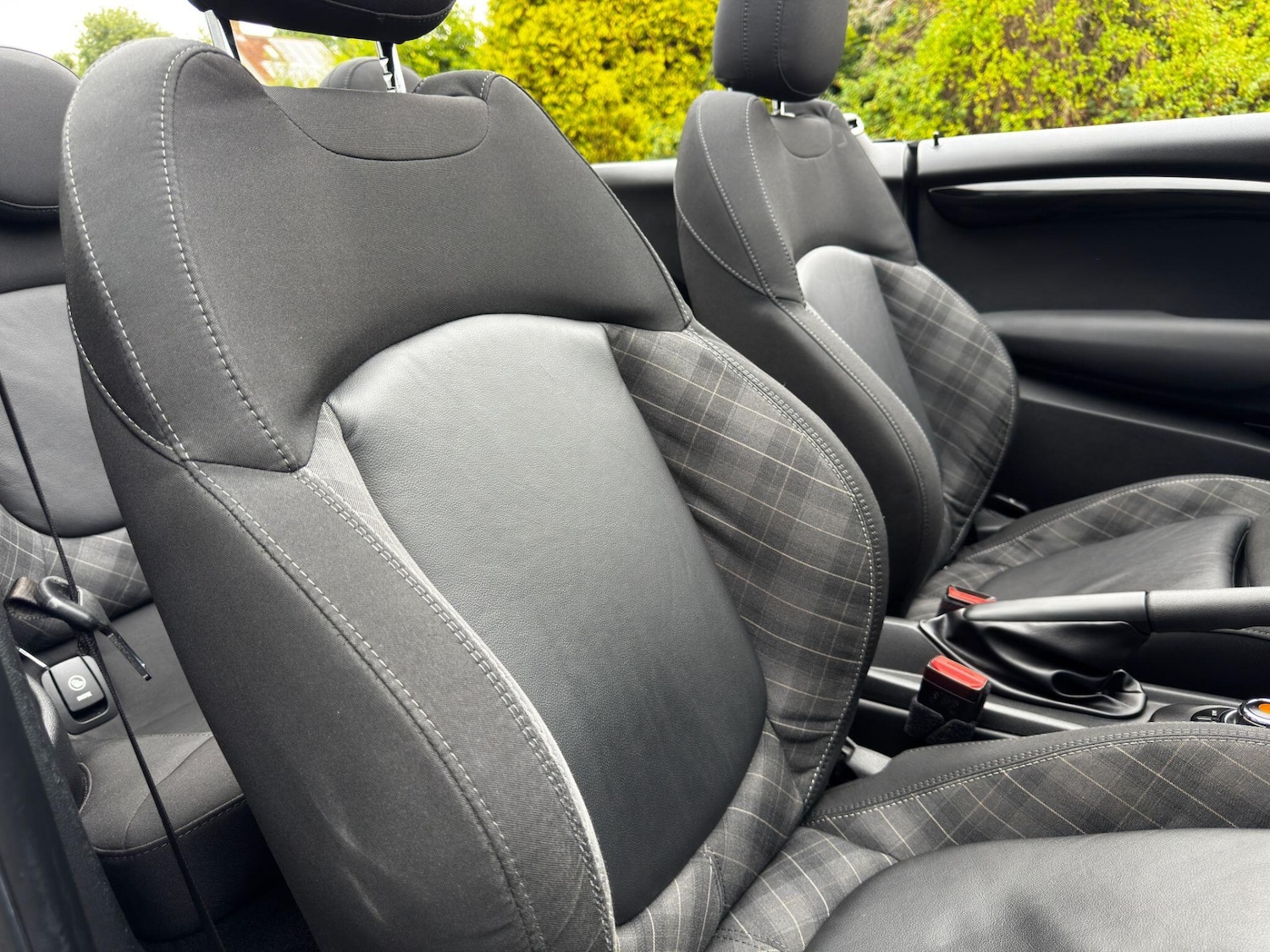 Used MINI Convertible 2018 for sale - 77086650: Photo 33