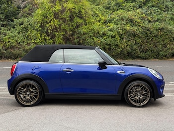 Used MINI Convertible 2018 for sale - 77086650: Photo