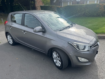 Used Hyundai i20 2013 for sale - 75761370: Photo 4