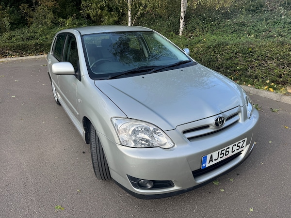 Used Toyota Corolla 2006 for sale - 76142228: Photo 2