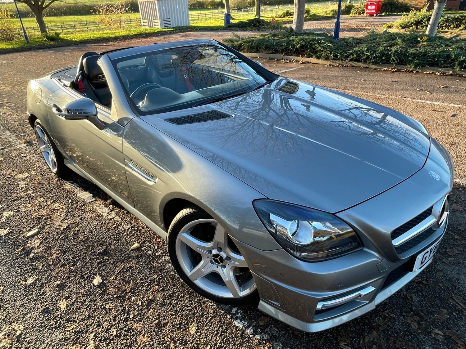 Used Mercedes-Benz SLK 2011 for sale - 76116163: Photo 1
