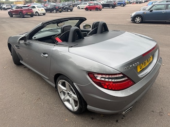 Used Mercedes-Benz SLK 2011 for sale - 76116163: Photo