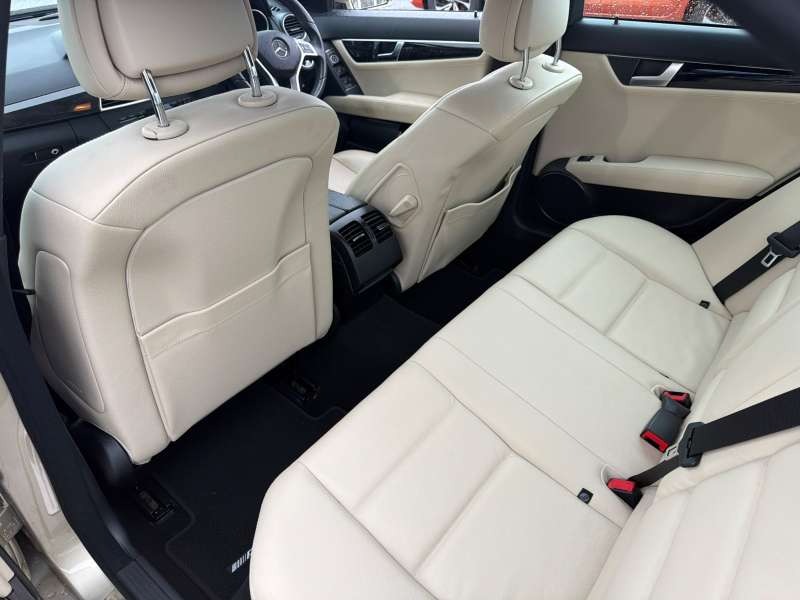 Used Mercedes-Benz C Class 2012 for sale - 77605286: Photo 19