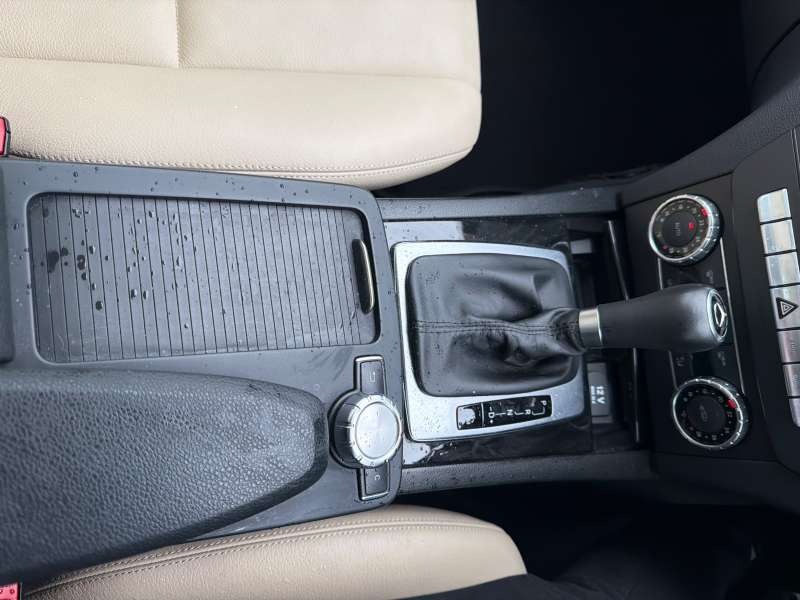 Used Mercedes-Benz C Class 2012 for sale - 77605286: Photo 26