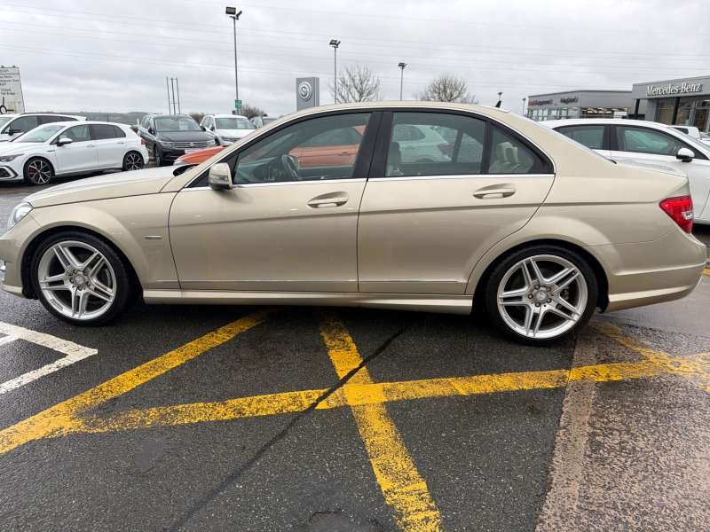 Used Mercedes-Benz C Class 2012 for sale - 77605286: Photo 4