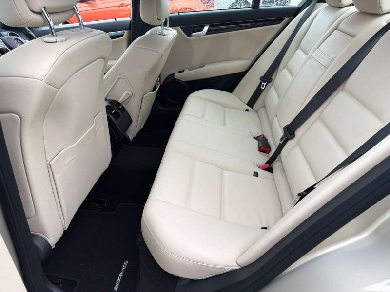 Used Mercedes-Benz C Class 2012 for sale - 77605286: Photo 55