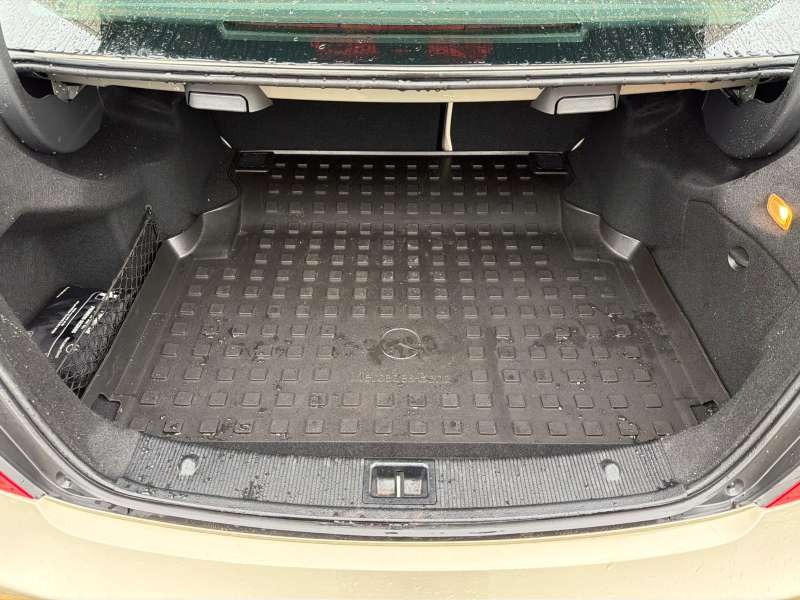 Used Mercedes-Benz C Class 2012 for sale - 77605286: Photo 56