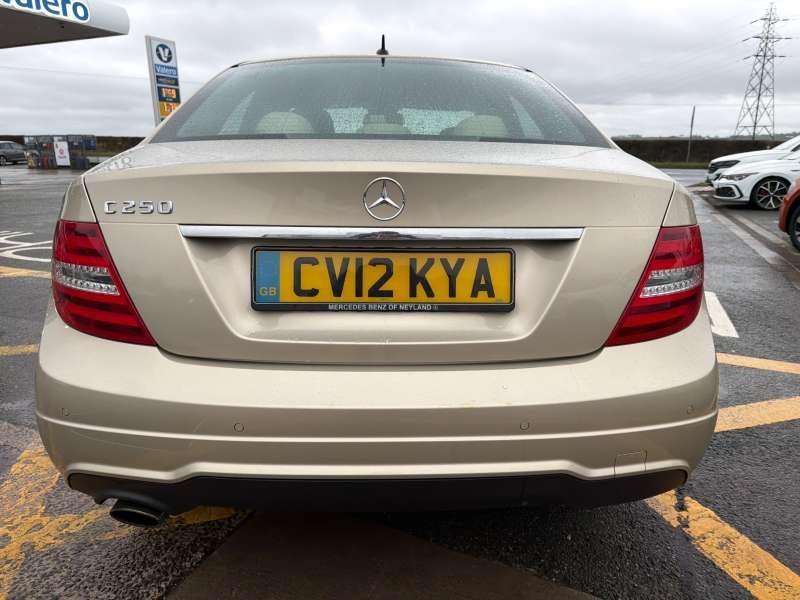 Used Mercedes-Benz C Class 2012 for sale - 77605286: Photo 6