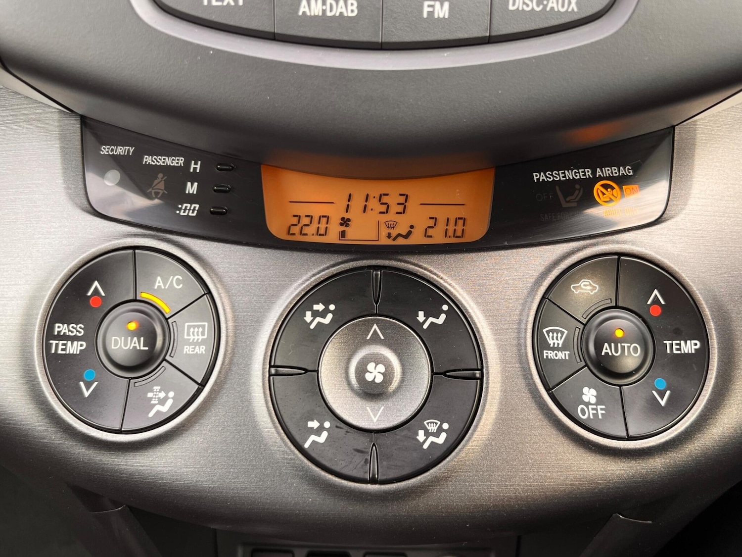 Used Toyota RAV4 2010 for sale - 76450406: Photo 10