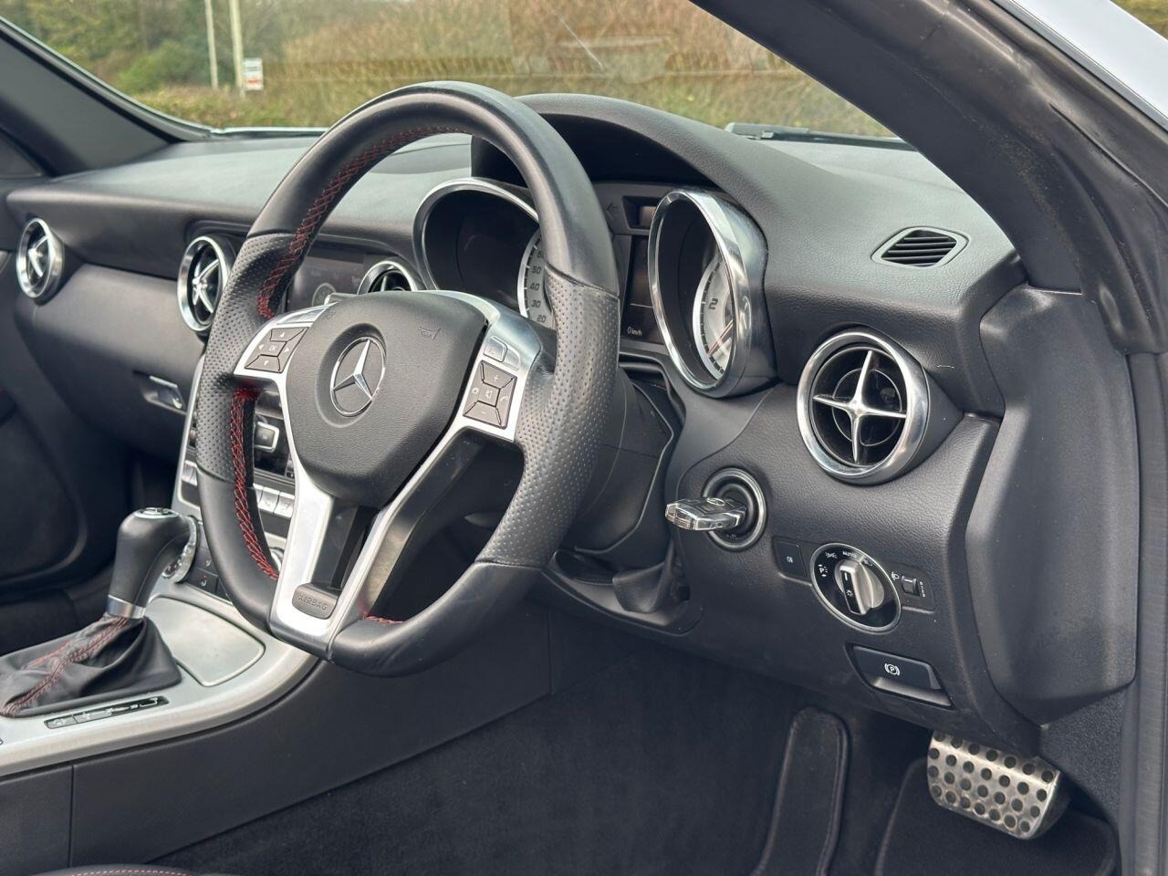 Used Mercedes-Benz SLK 2013 for sale - 77873630: Photo 41