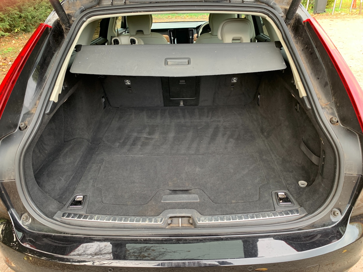 Used Volvo V90 2018 for sale - 76531073: Photo 13