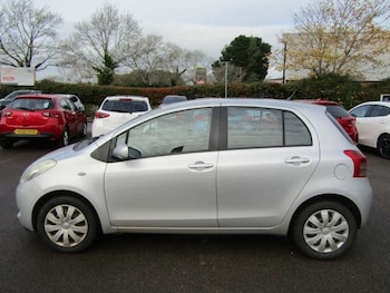 Used Toyota Yaris 2008 for sale - 76602768: Photo