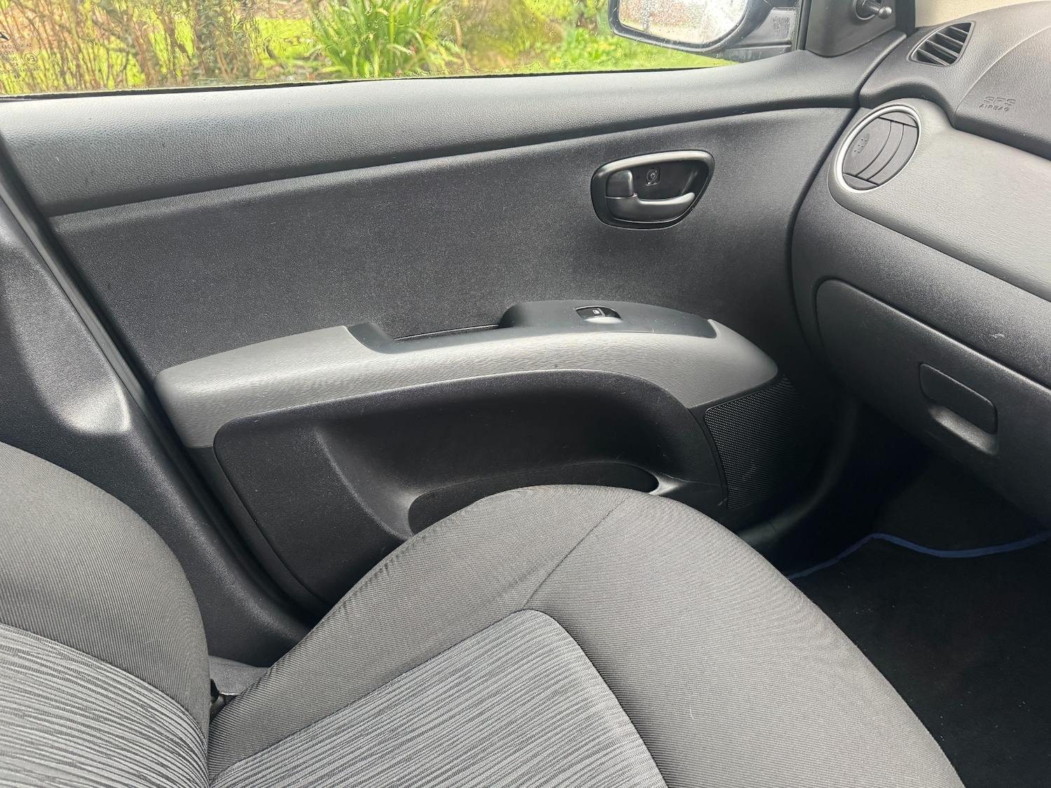 Used Hyundai i10 2012 for sale - 77531954: Photo 18